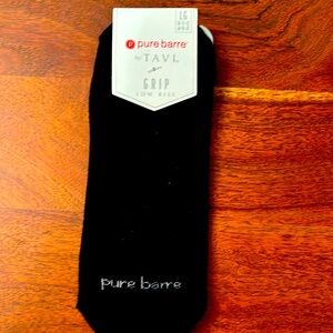 Low Rise anything but plain grip socks